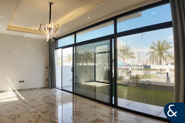 Ready to Move | Metro Nearby | Closed Kitchen